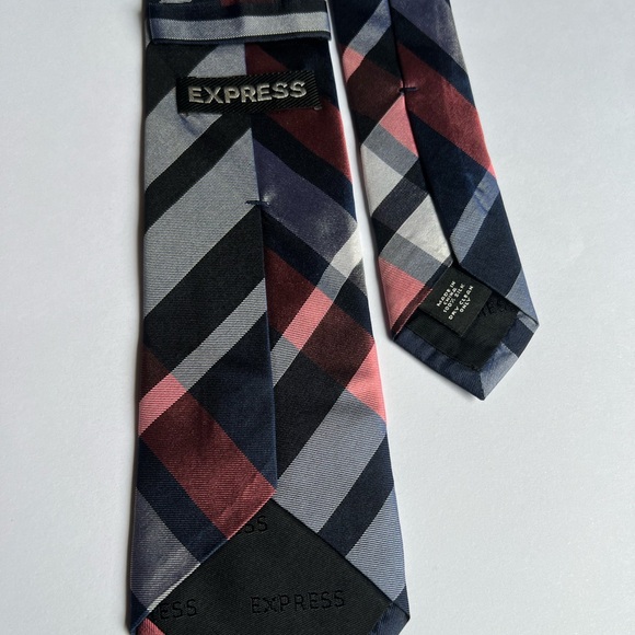 Express Plaid Pattern Silk Tie - Picture 3 of 5